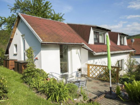  Holiday home near the Rennsteig in the Thuringian Forest with garden and terrace  Эмзеталь